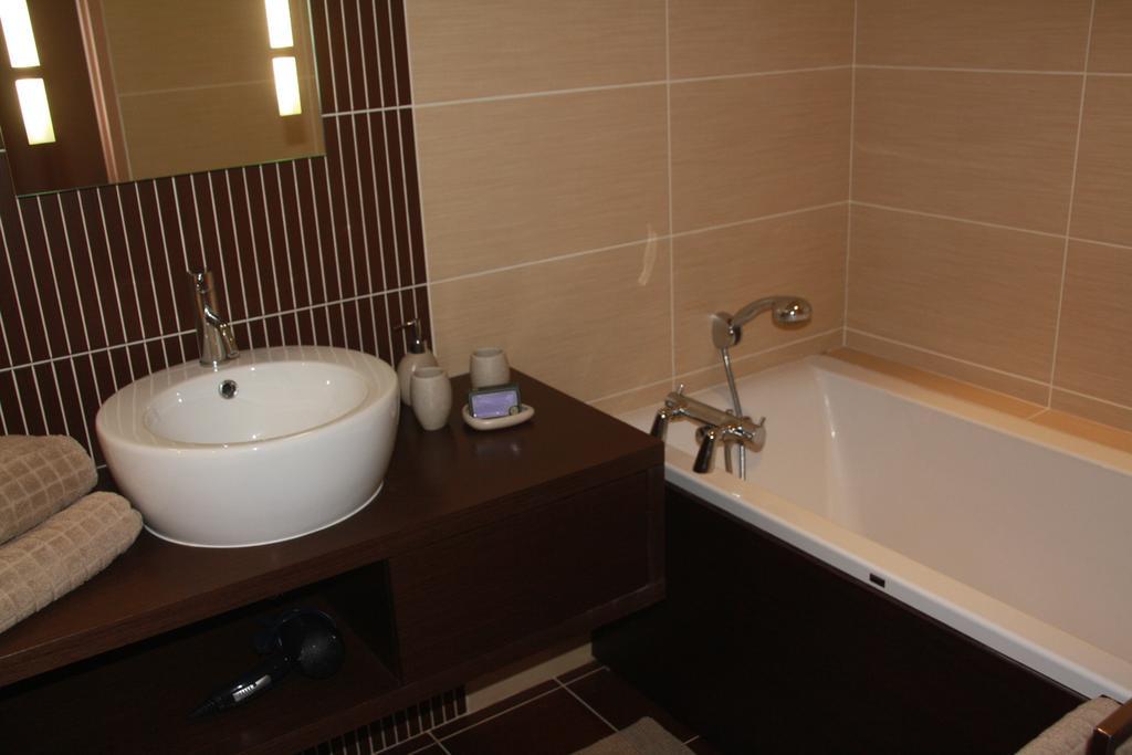 Isa&Ric Bed & Breakfast Plan-dʼOrgon Rom bilde